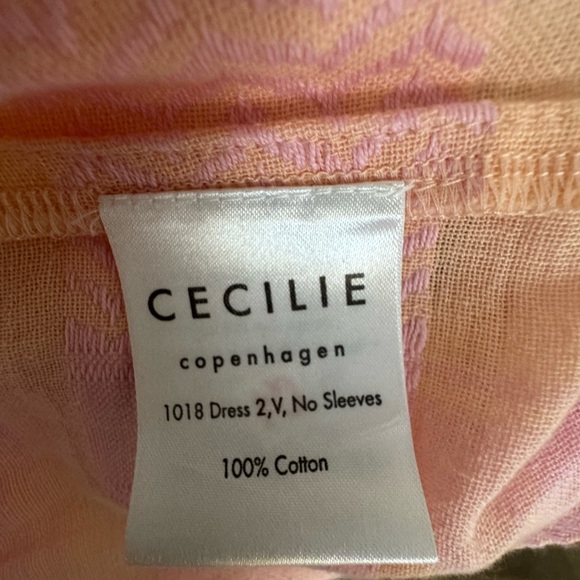 Cecilie Copenhagen Dress - Picture 7 of 9